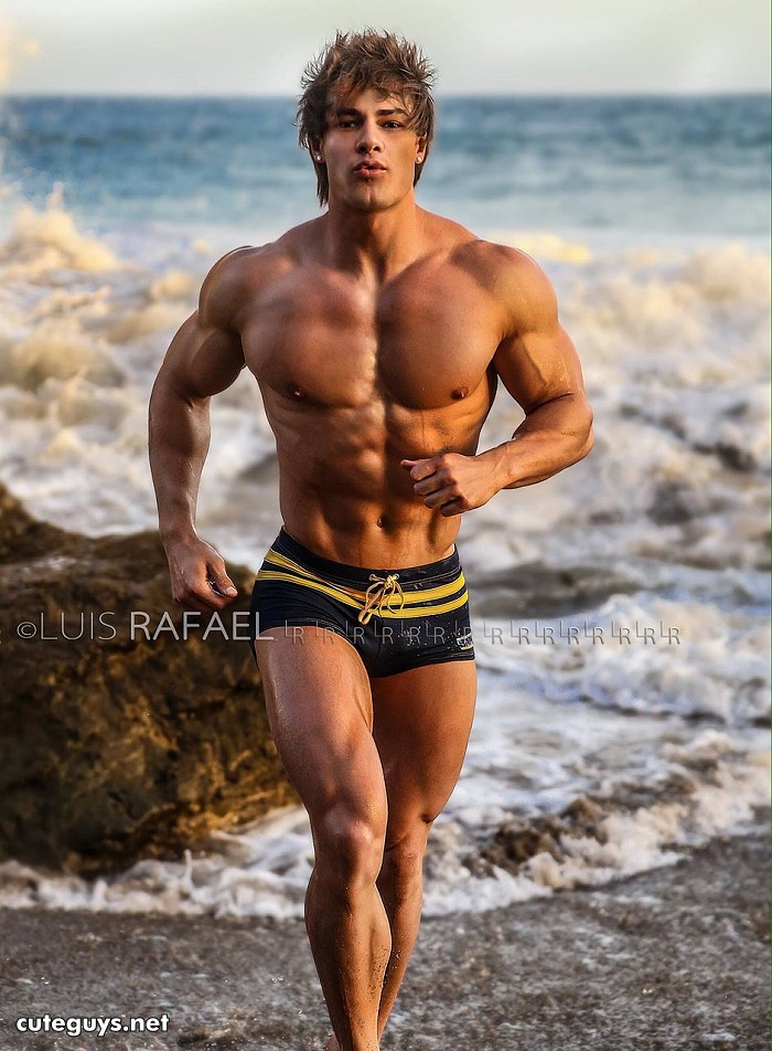 Jeff Seid running